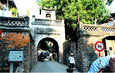 porte-de-Quan-Chuong