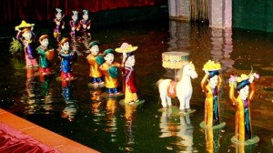 theatres-de-marionnettes-sur-l'eau