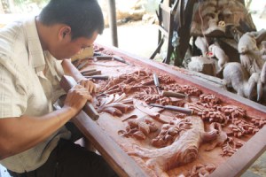 Le-village-de-menuiserie-de-Kim-Bong