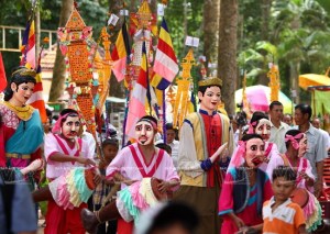 Les-mysterieux-masques-des-Khmers