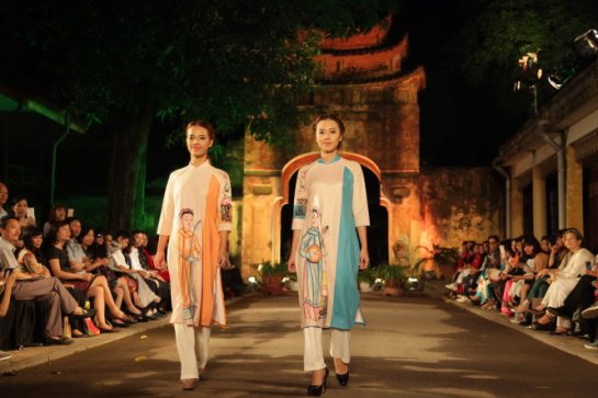 MÙt sÑ m«u thi¿t k¿ tham dñ Festival áo dài Hà NÙi 2016 - ¢nh: Ph¡m Hà