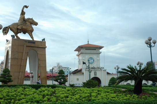 marché-ben-thanh 
